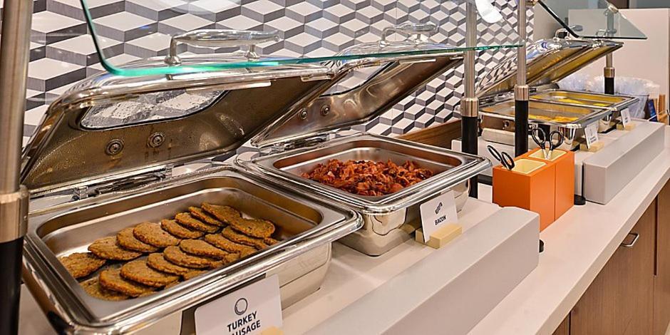 Holiday Inn Express - South Haven By Ihg Exteriör bild
