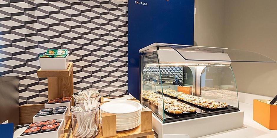 Holiday Inn Express - South Haven By Ihg Exteriör bild