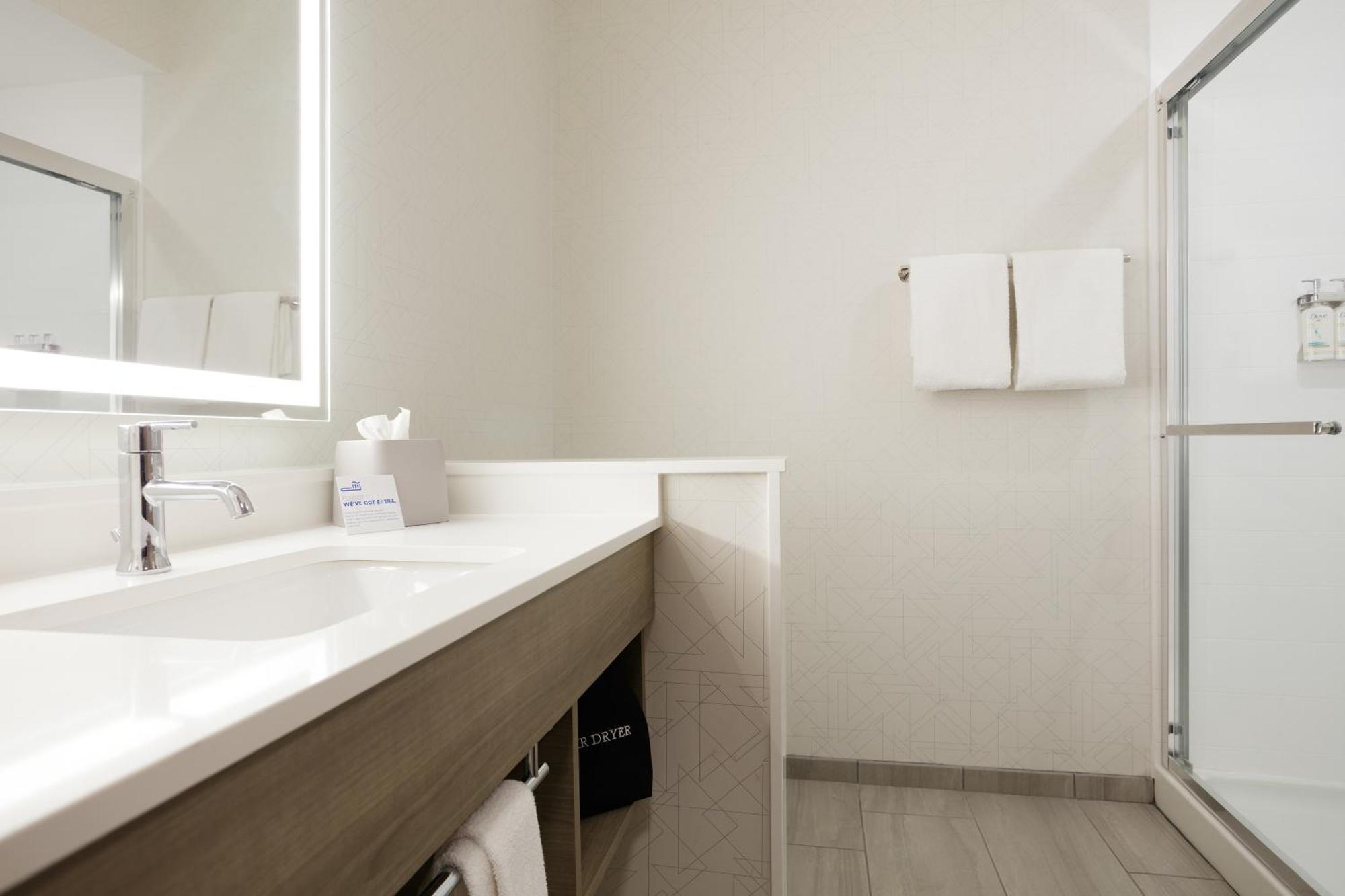 Holiday Inn Express - South Haven By Ihg Exteriör bild